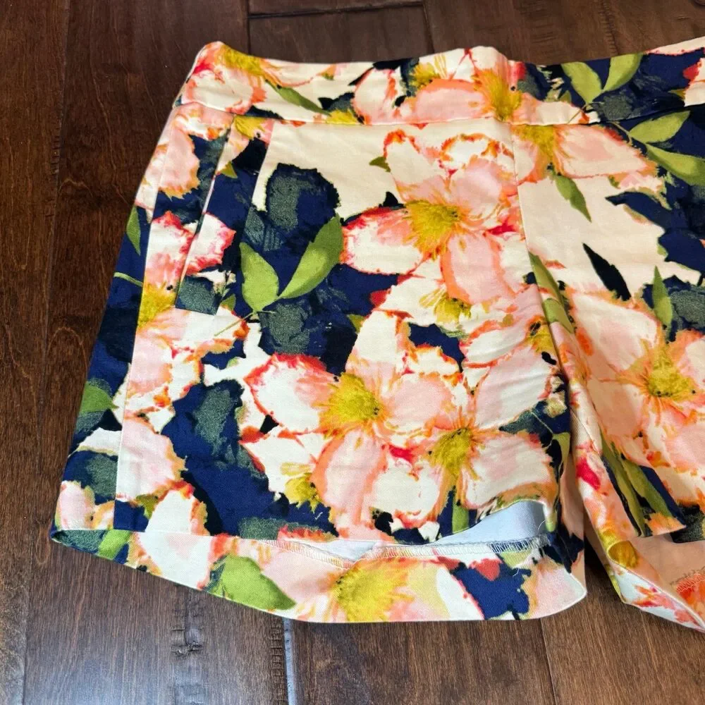 J. Crew Floral Shorts size 6 Summer Preppy Vacation Resortwear
